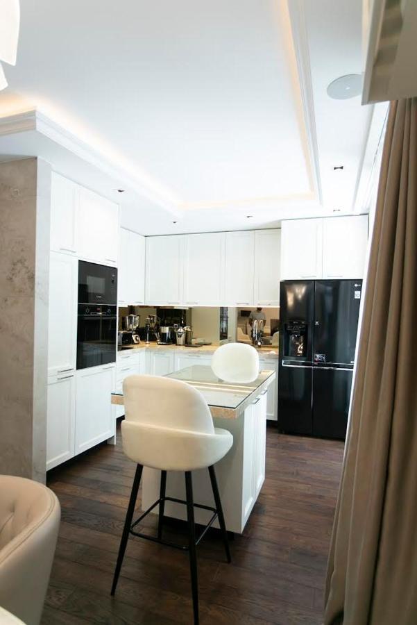 A True Touch Of Luxury Apartment Belgrad Exterior foto